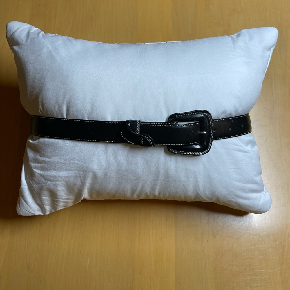 ENZO ANGIOLINI GENUINE SADDLE LEATHER BELT